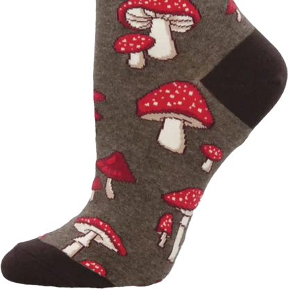 Women's Pretty Fly for a Fungi