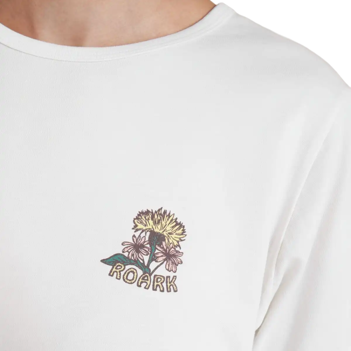 Women's Heart Vase Everyday Tee