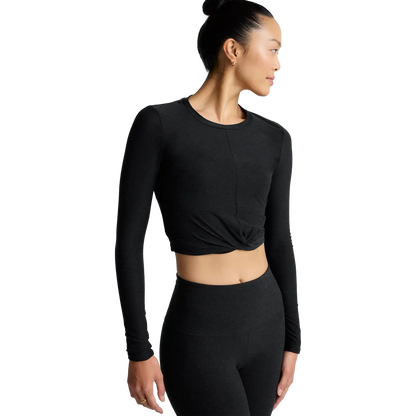 Women's Featherweight Cropped Long Sleeve Pullover