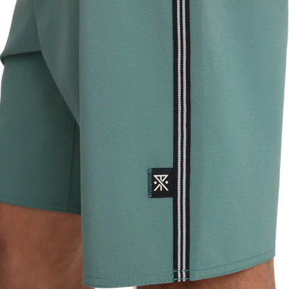 Men's Passage 18.5"