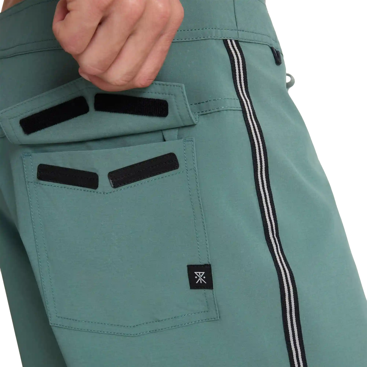 Men's Passage 18.5"
