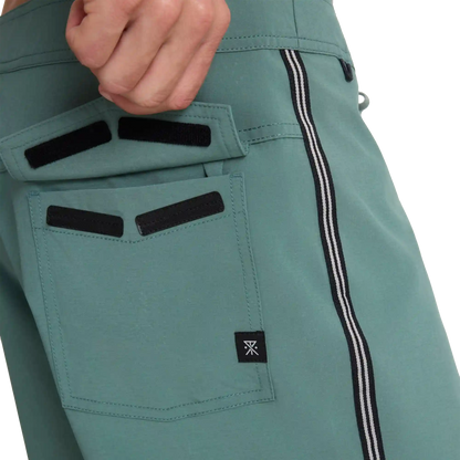 Men's Passage 18.5"