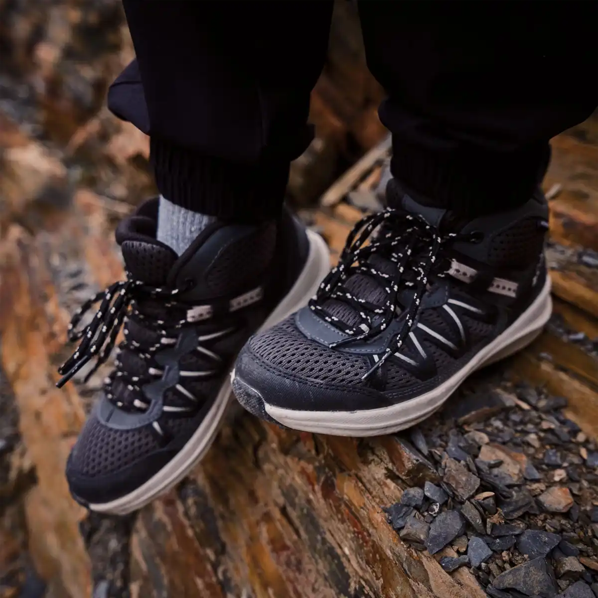 Youth Peakfreak Rush Mid Waterproof Shoe
