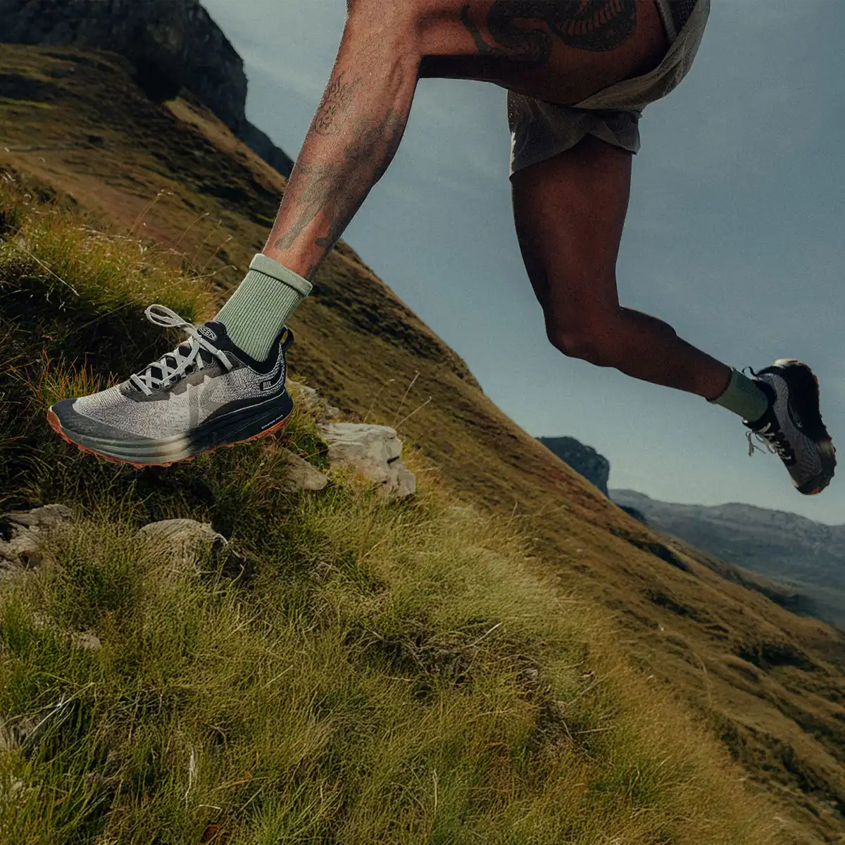 Men's Seek Trail